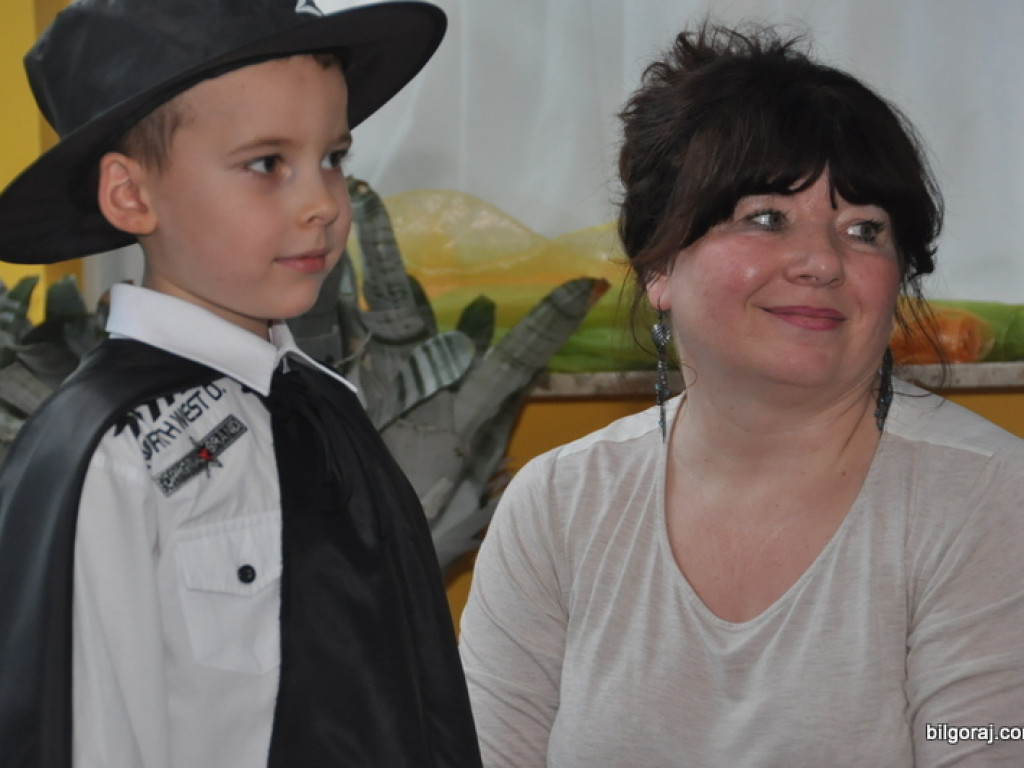 Karnawałowe szaleństwo na balu w Samorządowym Przedszkolu Nr 3