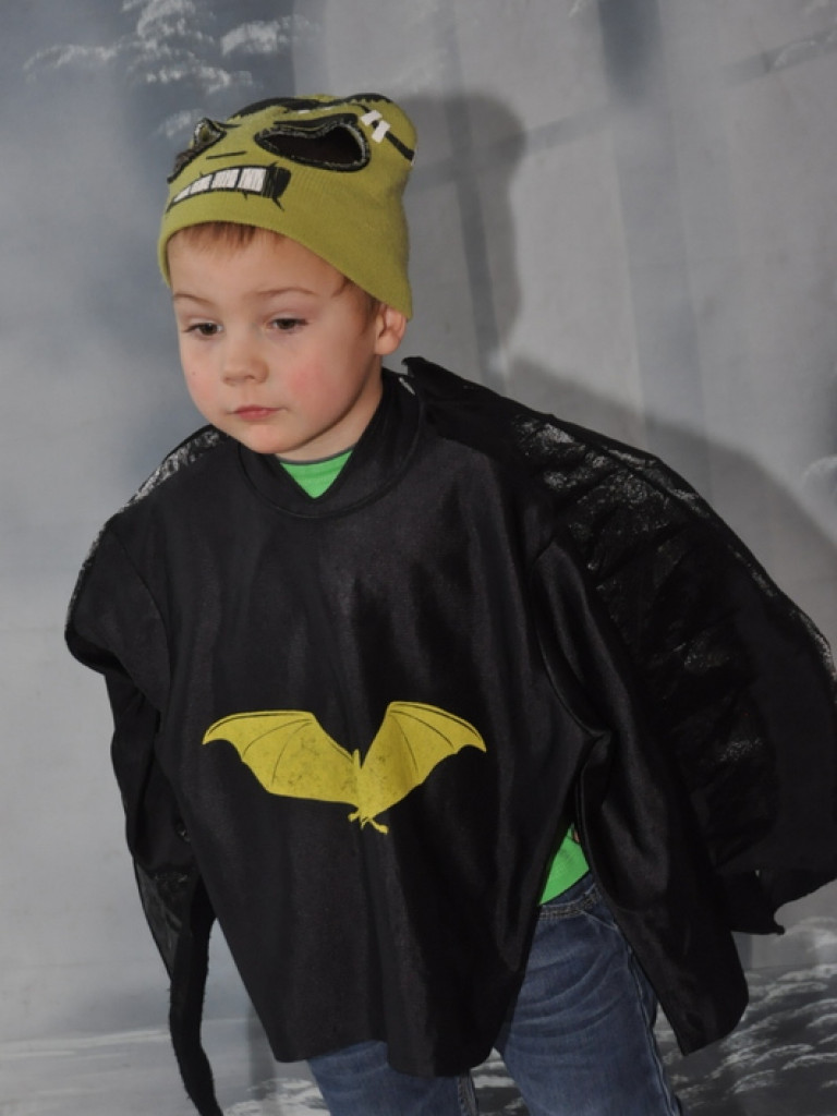 Karnawałowe szaleństwo na balu w Samorządowym Przedszkolu Nr 3