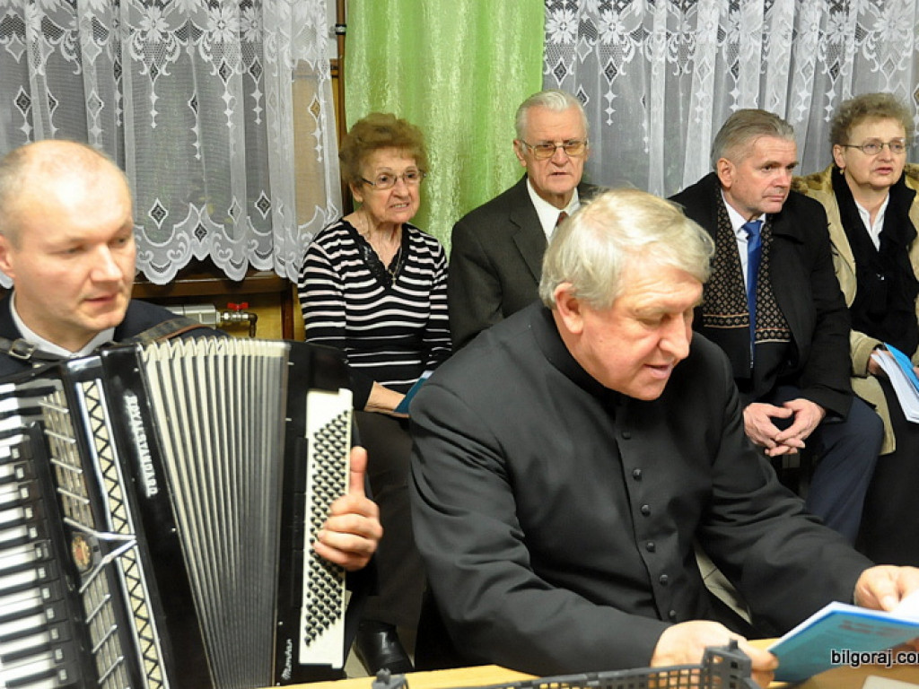Spotkanie opłatkowe Rejonowego Komitetu Obywatelskiego Ziemi Biłgorajskiej (FOTO)
