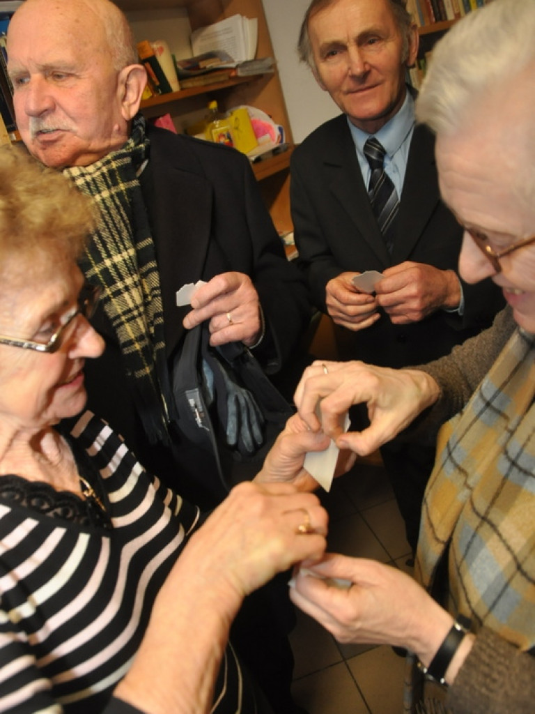 Spotkanie opłatkowe Rejonowego Komitetu Obywatelskiego Ziemi Biłgorajskiej (FOTO)