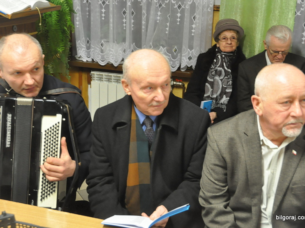 Spotkanie opłatkowe Rejonowego Komitetu Obywatelskiego Ziemi Biłgorajskiej (FOTO)