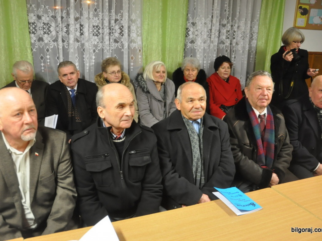 Spotkanie opłatkowe Rejonowego Komitetu Obywatelskiego Ziemi Biłgorajskiej (FOTO)