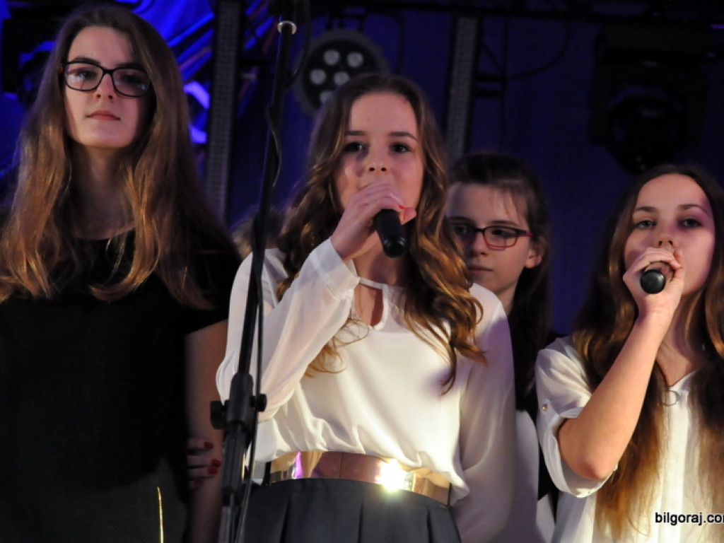 Charytatywny Przegląd Kolęd i Pastorałek w Biszczy (FOTO)