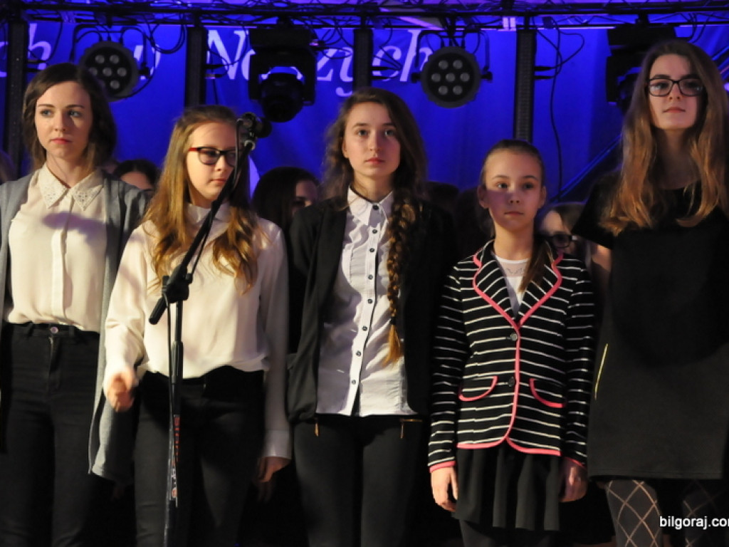 Charytatywny Przegląd Kolęd i Pastorałek w Biszczy (FOTO)