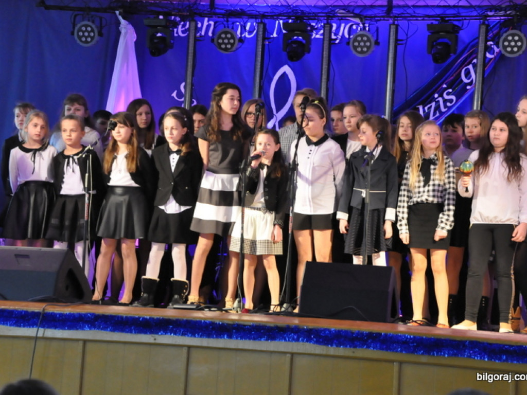 Charytatywny Przegląd Kolęd i Pastorałek w Biszczy (FOTO)