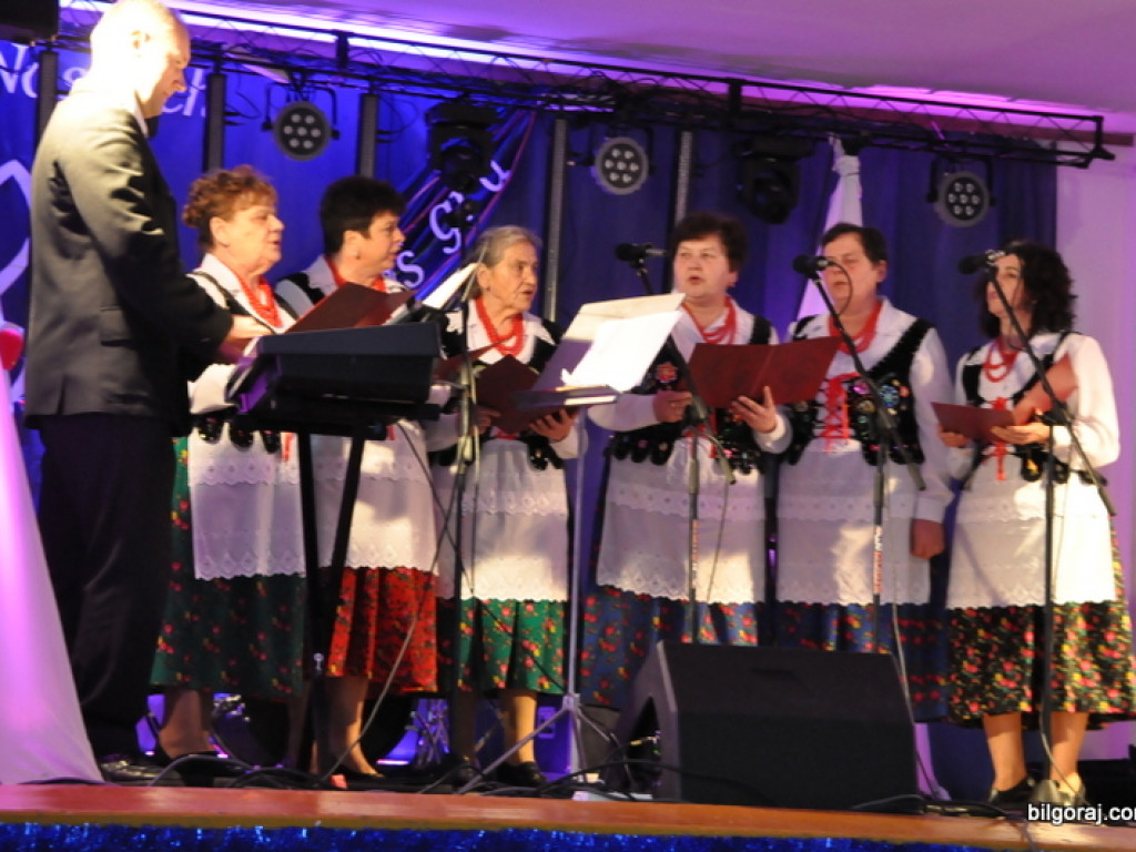 Charytatywny Przegląd Kolęd i Pastorałek w Biszczy (FOTO)