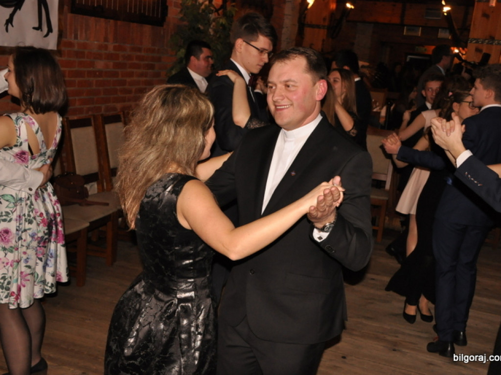I Charytatywny Bal Młodych Diecezji Zamojsko - Lubaczowskiej w Nadrzeczu k/Biłgoraja (FOTO)