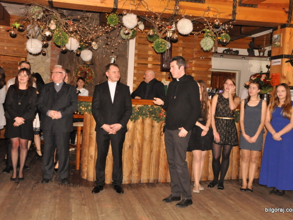 I Charytatywny Bal Młodych Diecezji Zamojsko - Lubaczowskiej w Nadrzeczu k/Biłgoraja (FOTO)