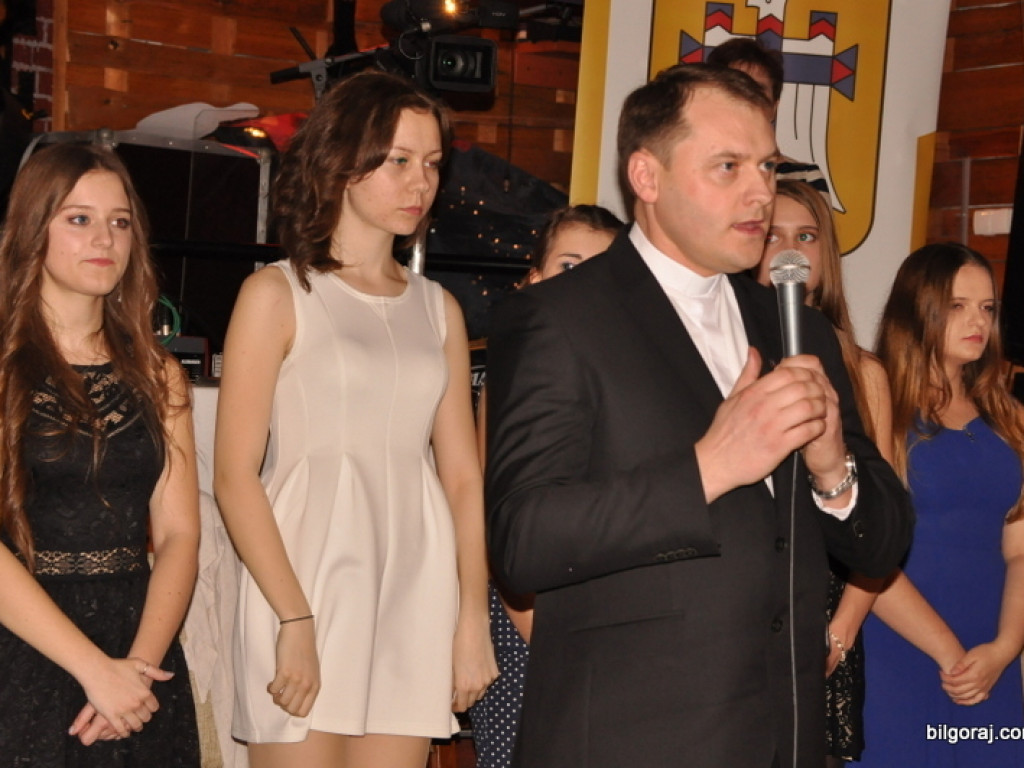 I Charytatywny Bal Młodych Diecezji Zamojsko - Lubaczowskiej w Nadrzeczu k/Biłgoraja (FOTO)
