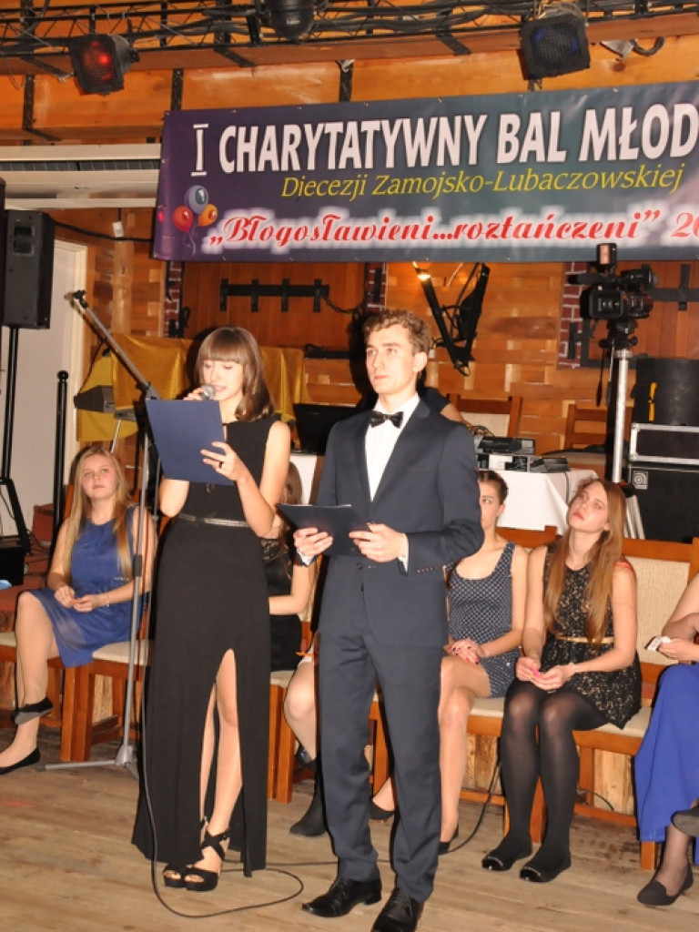 I Charytatywny Bal Młodych Diecezji Zamojsko - Lubaczowskiej w Nadrzeczu k/Biłgoraja (FOTO)