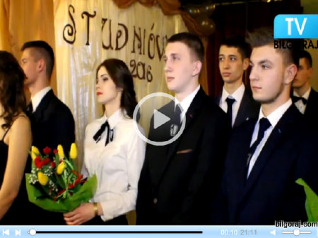 Studniówka w KLO im. Jana Pawła II (FOTO, VIDEO)