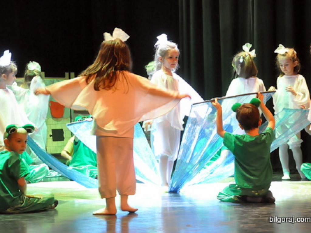 Balet przedszkolaków dla babć i dziadków (FOTO)