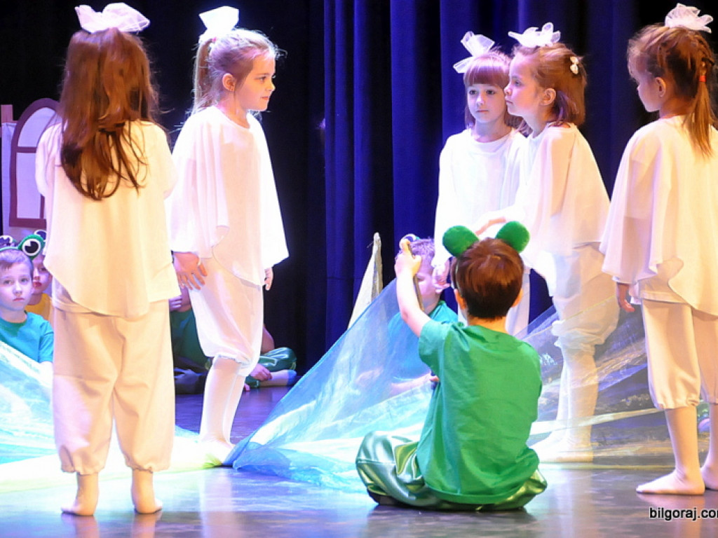 Balet przedszkolaków dla babć i dziadków (FOTO)