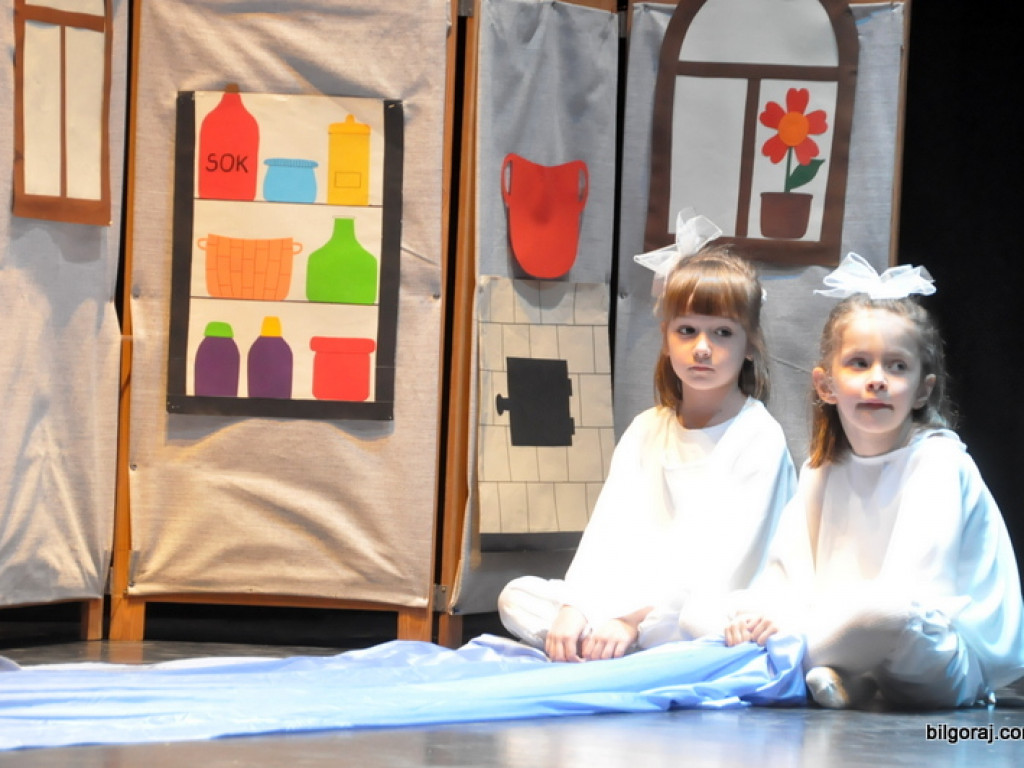 Balet przedszkolaków dla babć i dziadków (FOTO)