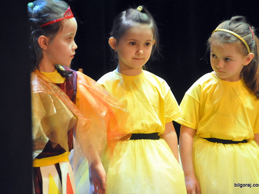 Balet przedszkolaków dla babć i dziadków (FOTO)