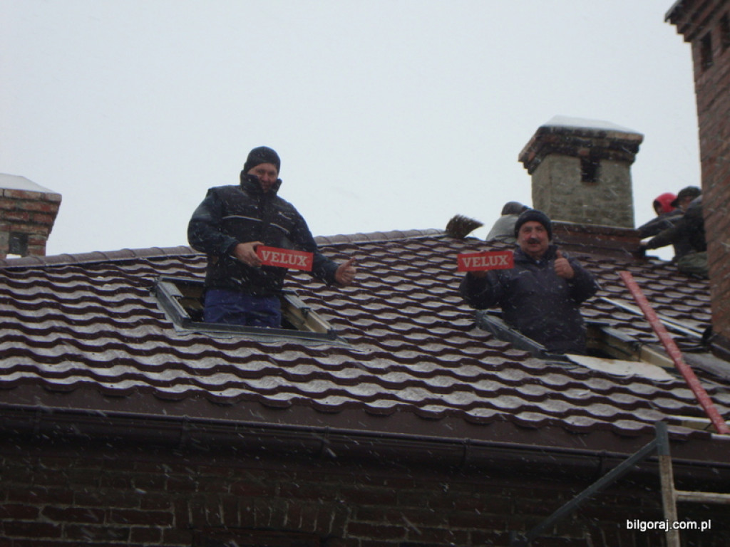 Biłgorajscy dekarze pomagali na Ukrainie (FOTO)