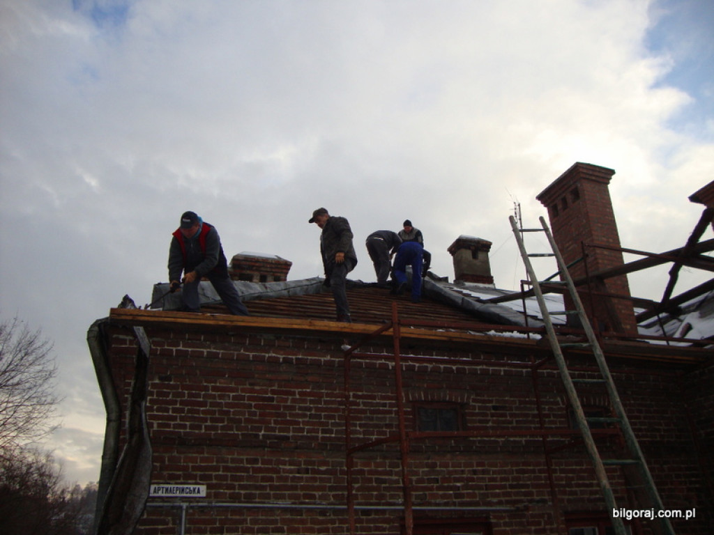 Biłgorajscy dekarze pomagali na Ukrainie (FOTO)