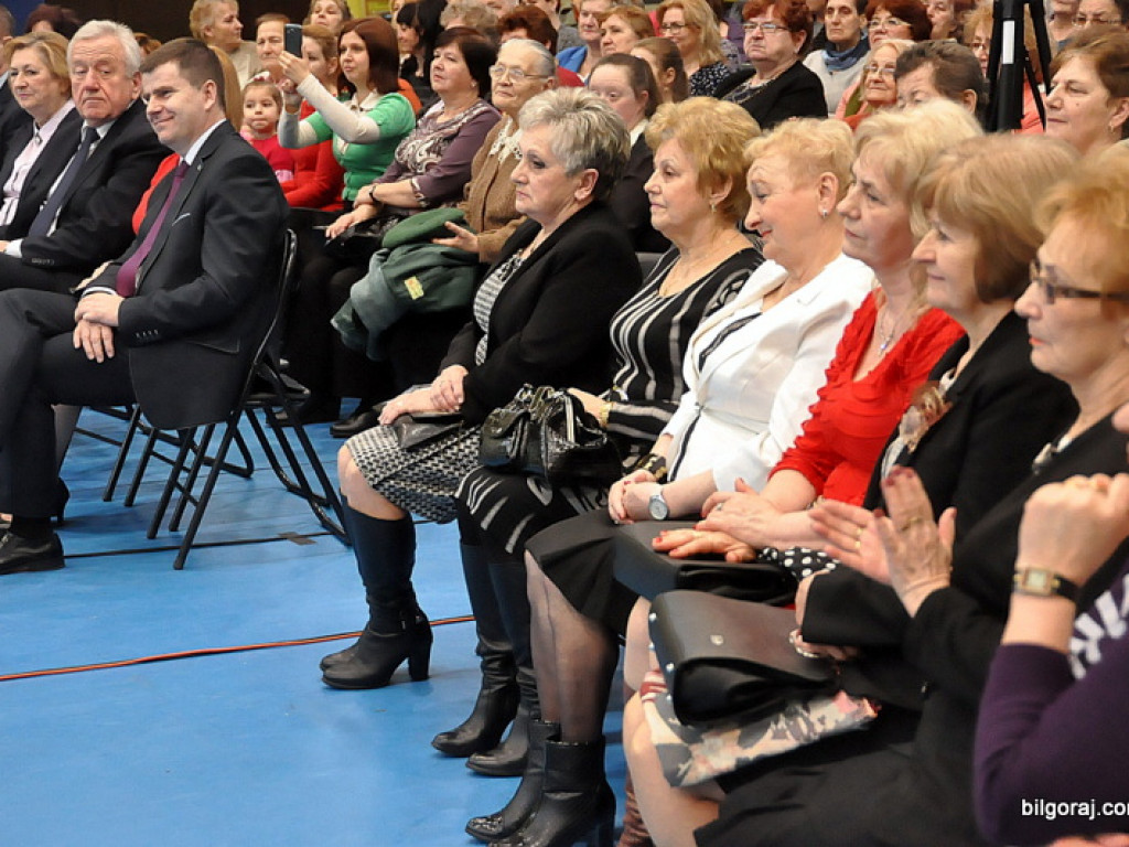 Powiatowy Dzień Kobiet - Biłgoraj 2016 (FOTO, VIDEO)
