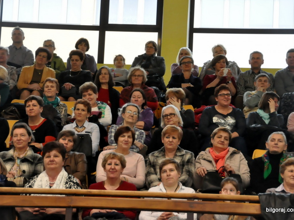Powiatowy Dzień Kobiet - Biłgoraj 2016 (FOTO, VIDEO)