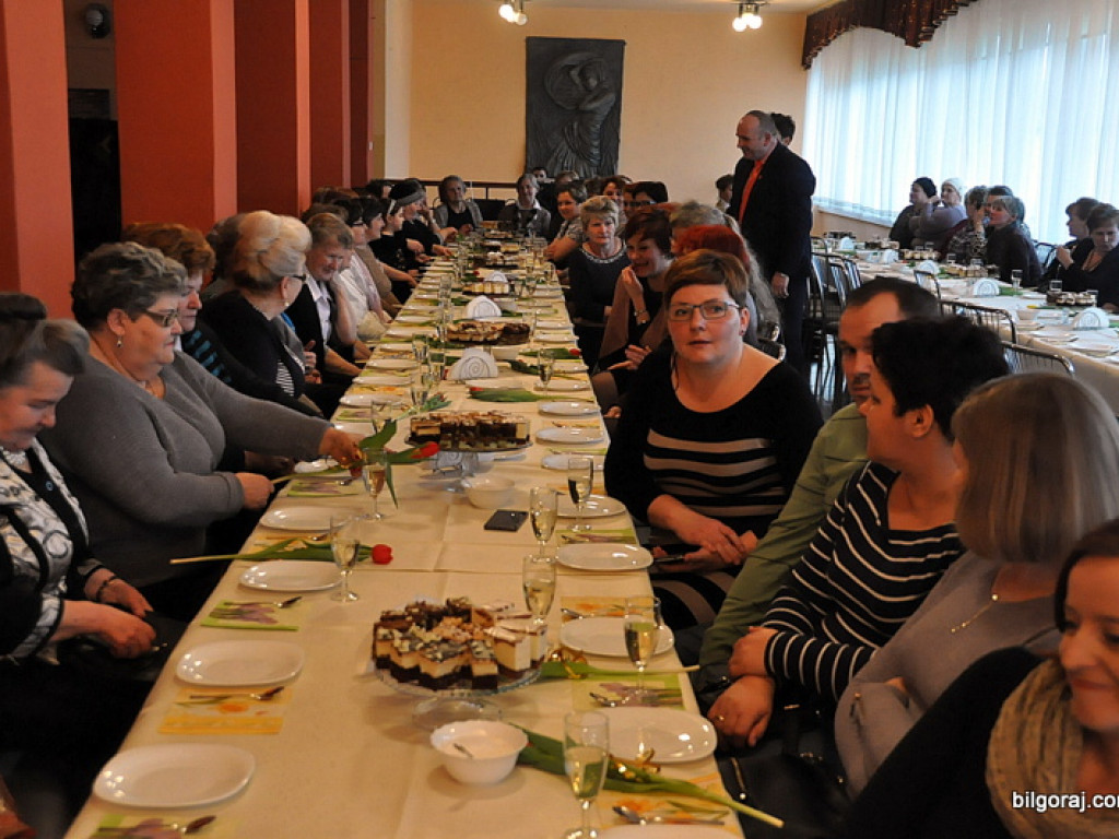 Dzień kobiet w Józefowie (FOTO)