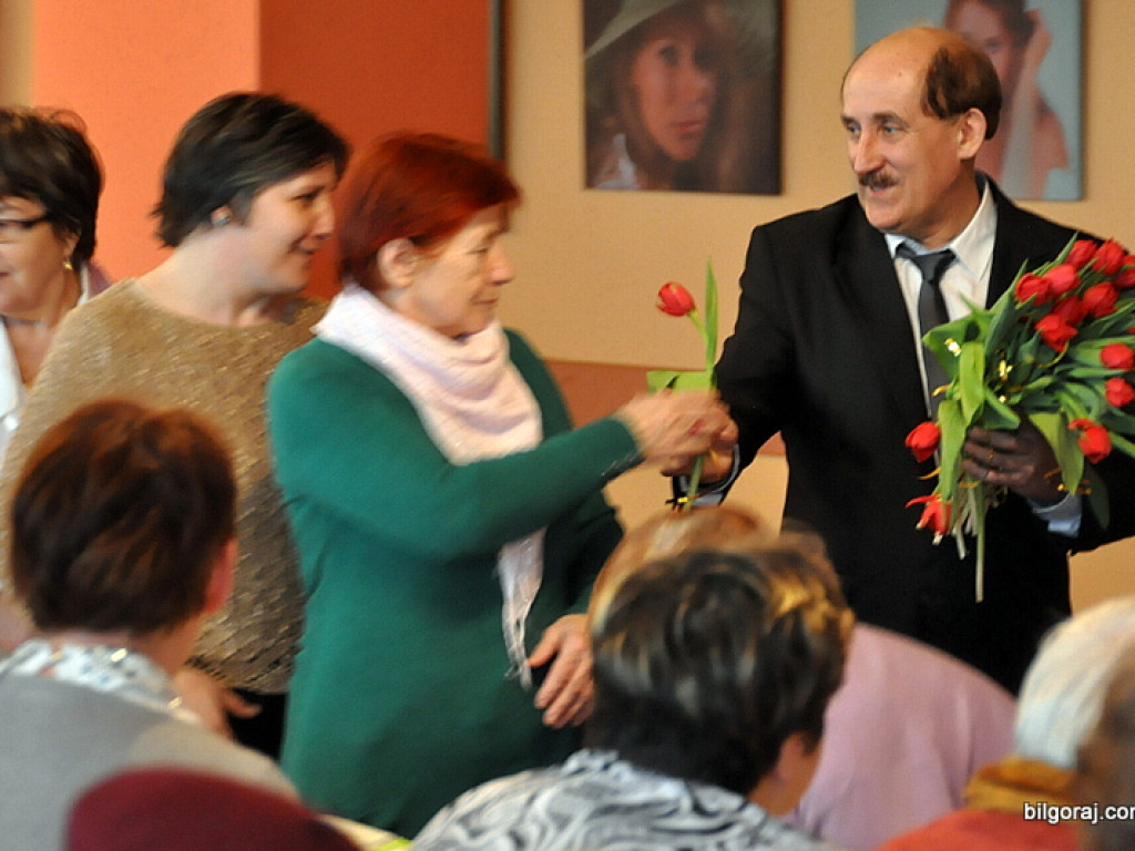 Dzień kobiet w Józefowie (FOTO)