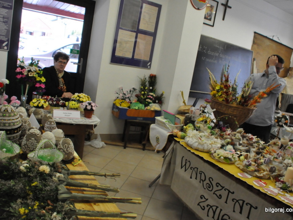 Kiermasz wielkanocny w MZB (FOTO)