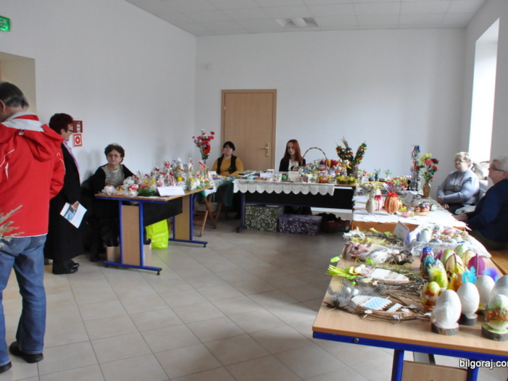 Kiermasz wielkanocny w MZB (FOTO)