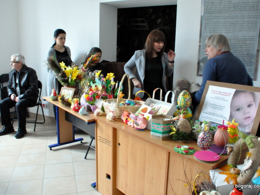 Kiermasz wielkanocny w MZB (FOTO)