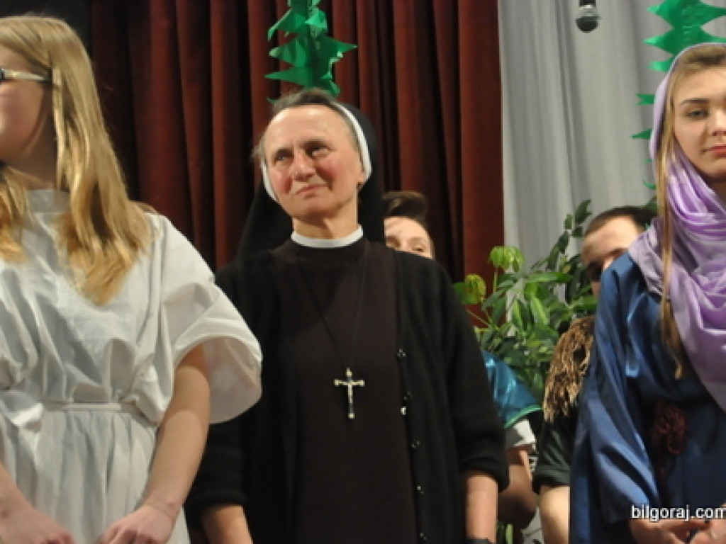 Misterium Męki Pańskiej w wykonaniu uczniów tarnogrodzkiego gimnazjum (FOTO)