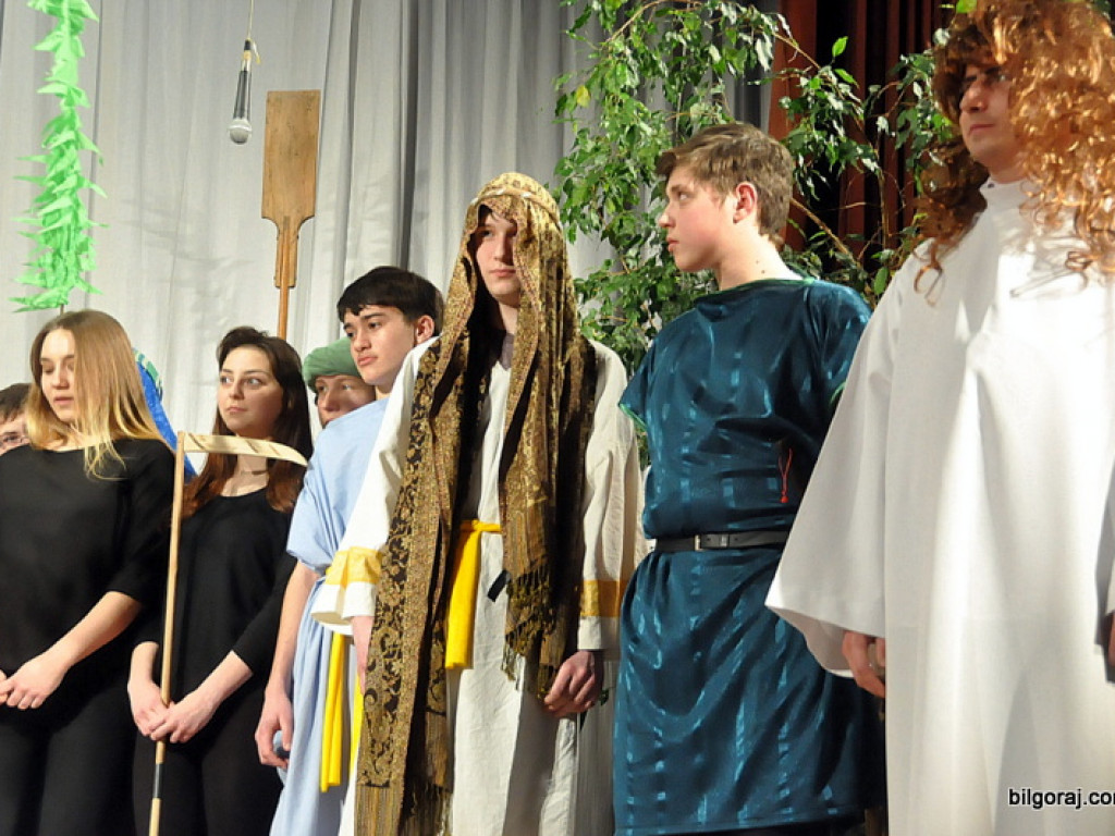 Misterium Męki Pańskiej w wykonaniu uczniów tarnogrodzkiego gimnazjum (FOTO)