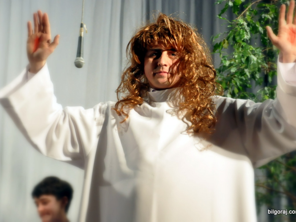 Misterium Męki Pańskiej w wykonaniu uczniów tarnogrodzkiego gimnazjum (FOTO)