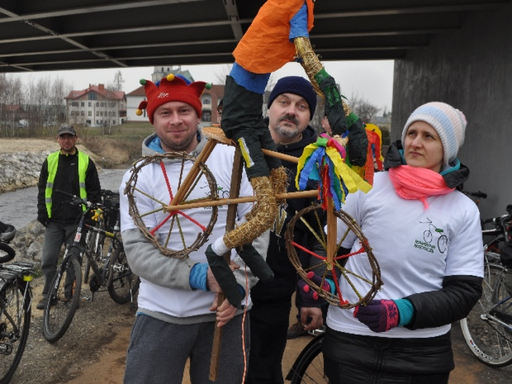 Rowerowe powitanie wiosny (FOTO)