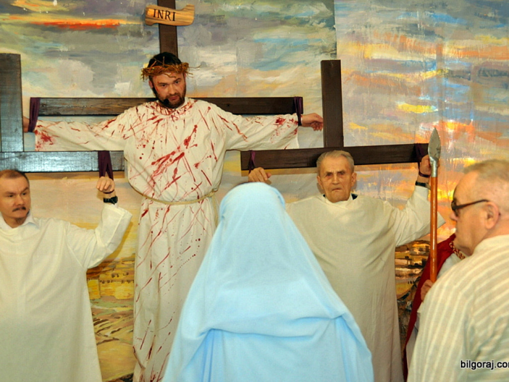 Misterium Męki Pańskiej w DPS dla Kombatantów (FOTO)