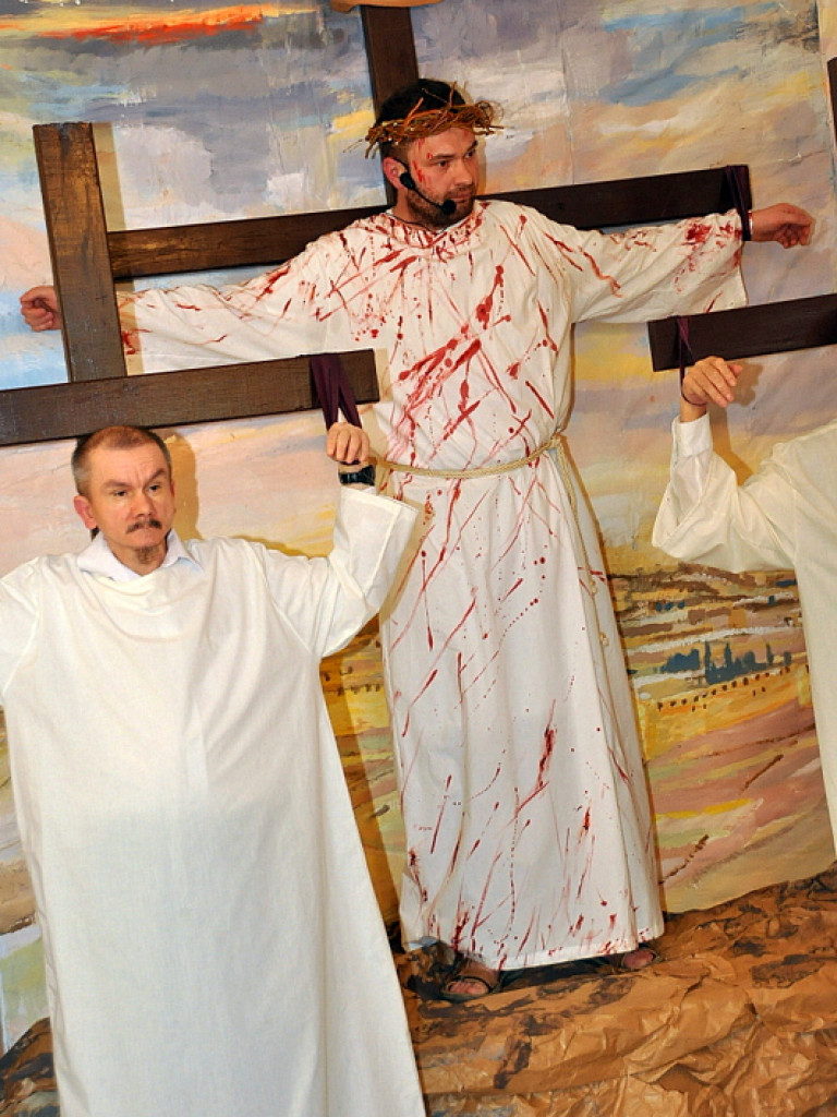 Misterium Męki Pańskiej w DPS dla Kombatantów (FOTO)