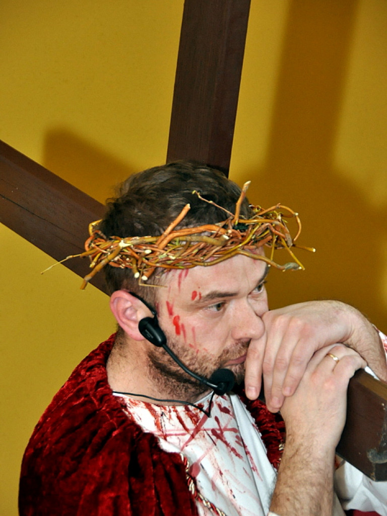 Misterium Męki Pańskiej w DPS dla Kombatantów (FOTO)