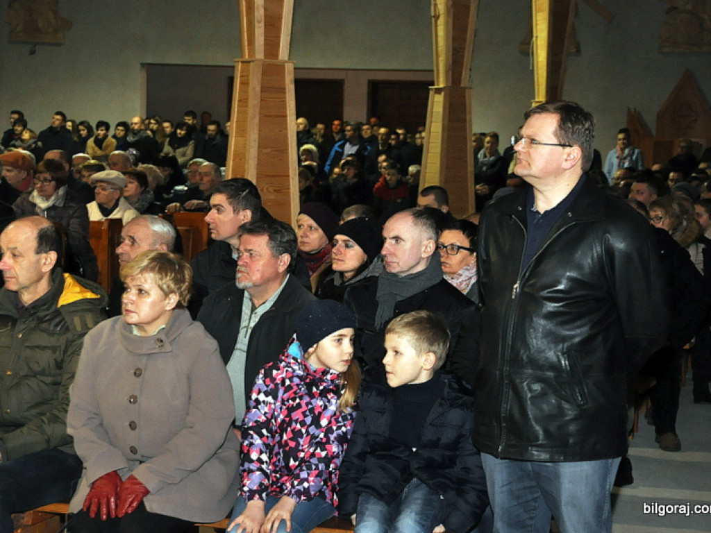 Liturgia Wielkiego Piątku (FOTO)