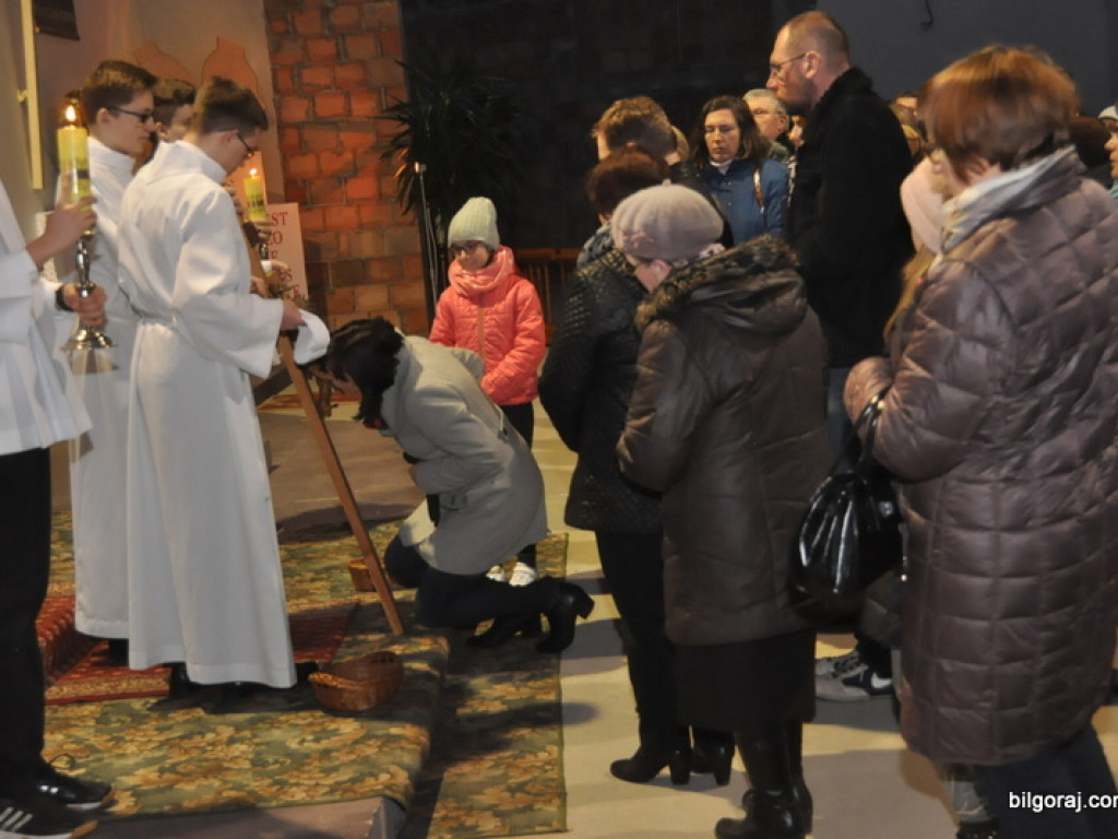 Liturgia Wielkiego Piątku (FOTO)