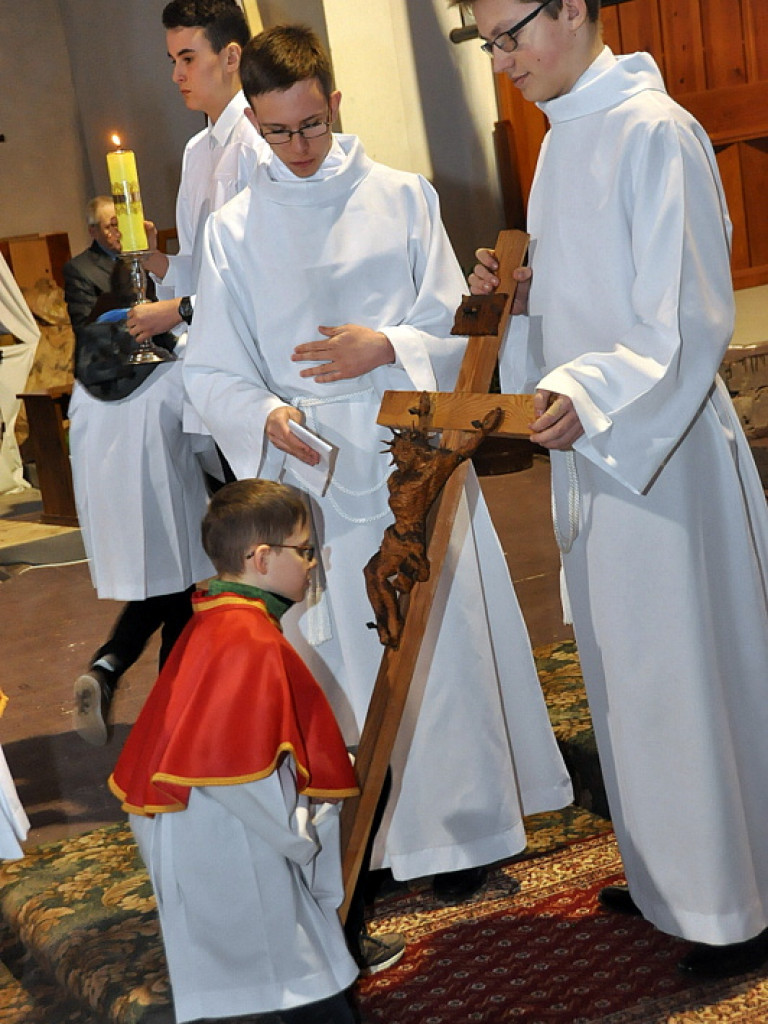 Liturgia Wielkiego Piątku (FOTO)