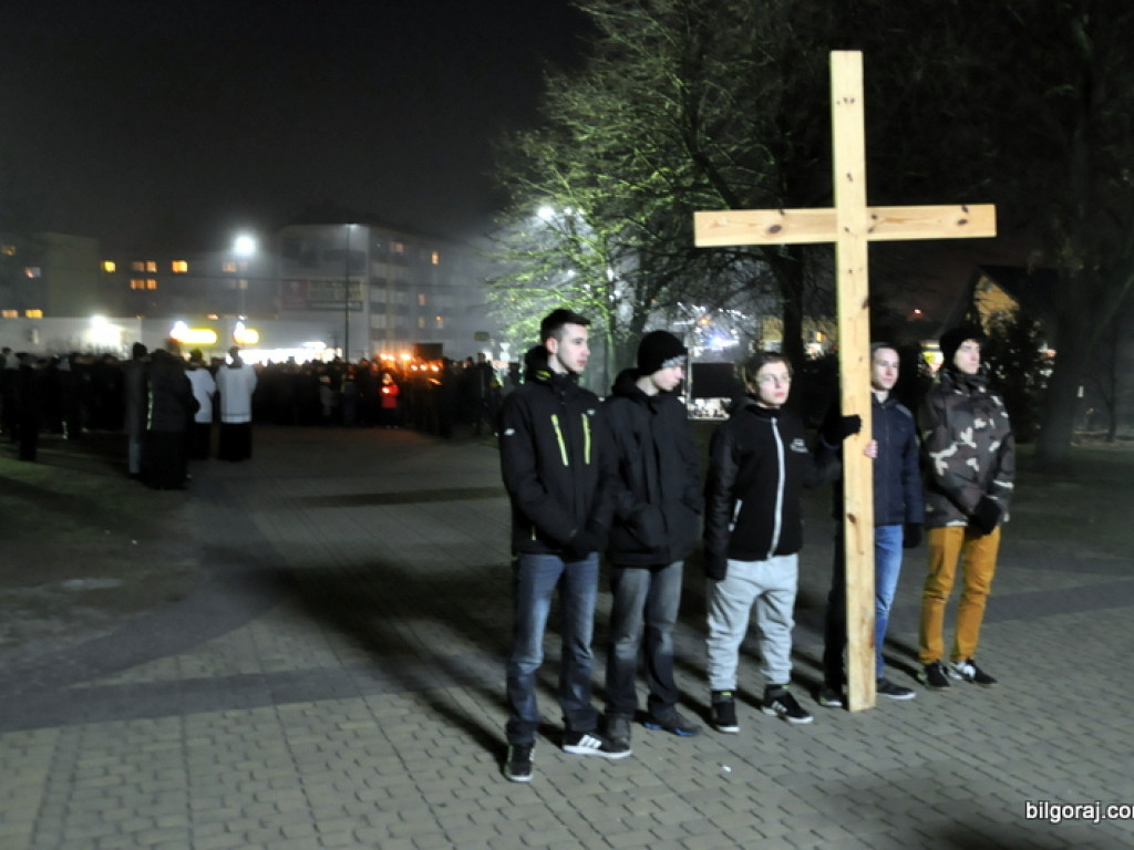Droga Krzyżowa ulicami Miasta (FOTO)