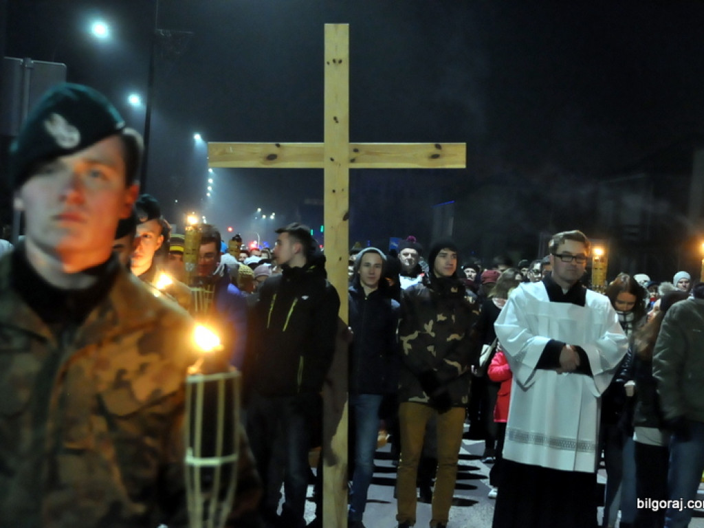 Droga Krzyżowa ulicami Miasta (FOTO)