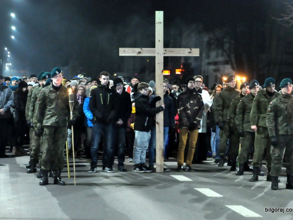 Droga Krzyżowa ulicami Miasta (FOTO)