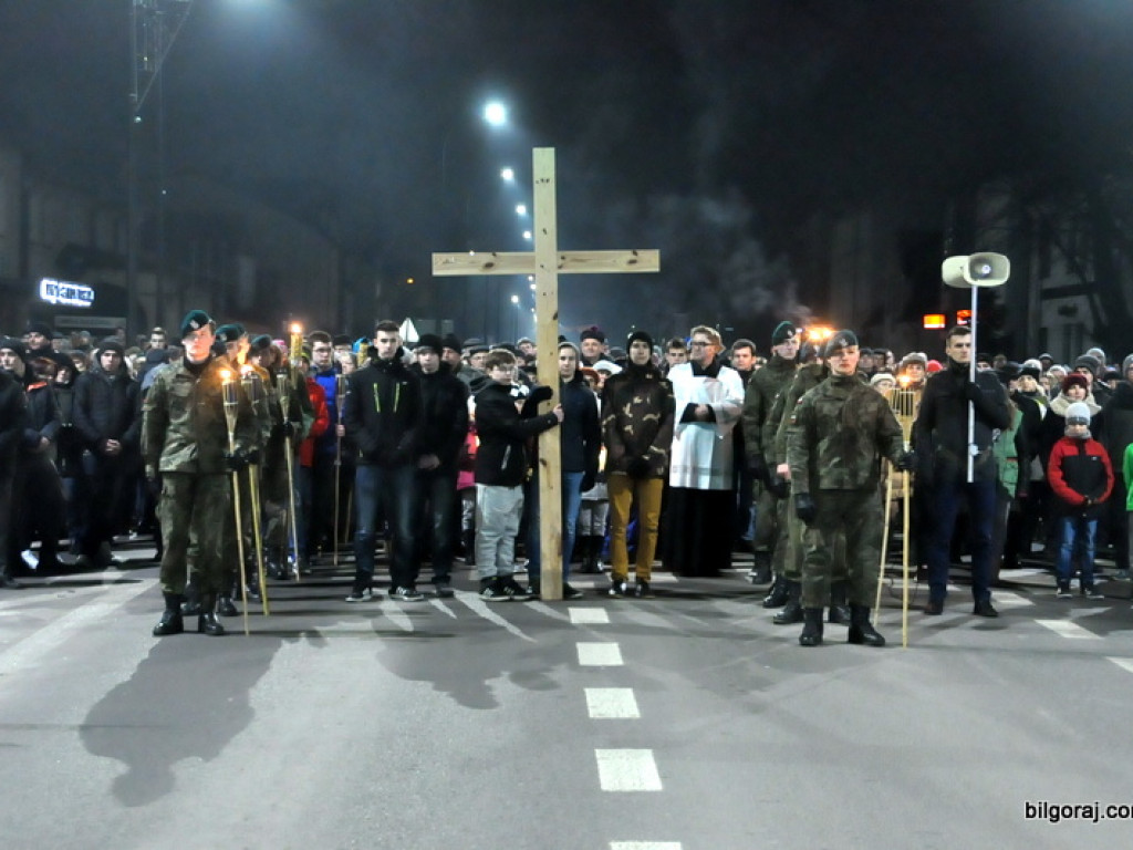 Droga Krzyżowa ulicami Miasta (FOTO)