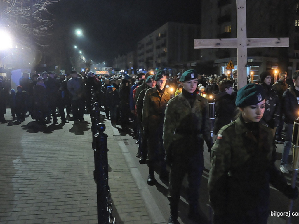Droga Krzyżowa ulicami Miasta (FOTO)