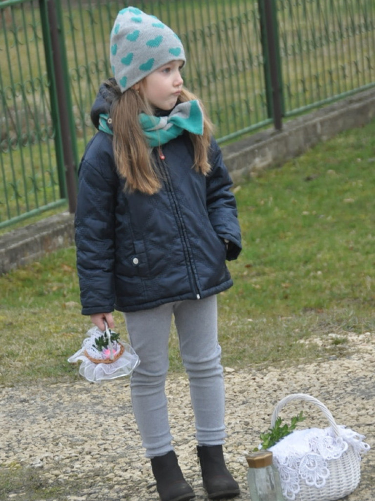 Poświęcenie pokarmów na stół wielkanocny (FOTO)