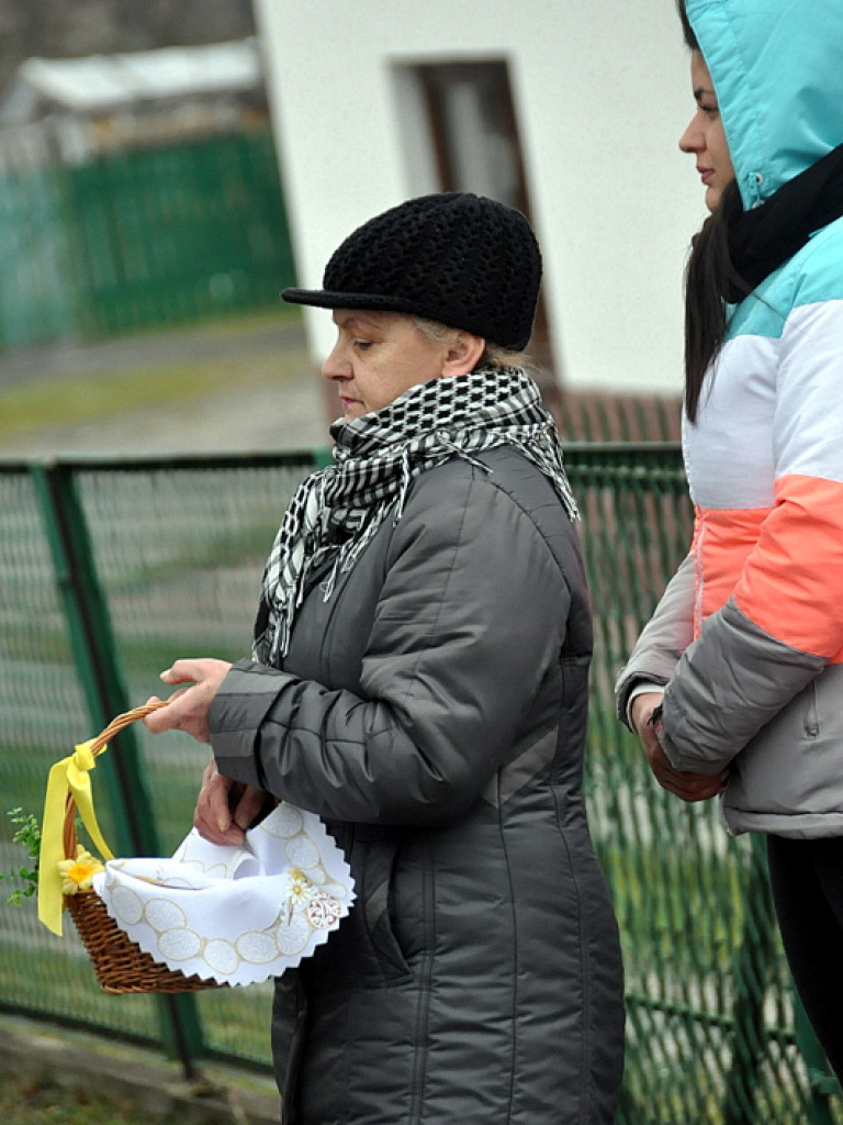 Poświęcenie pokarmów na stół wielkanocny (FOTO)