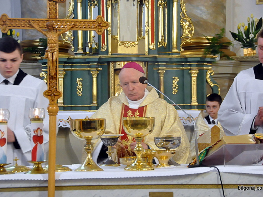 Liturgia Wigilii Paschalnej (FOTO)