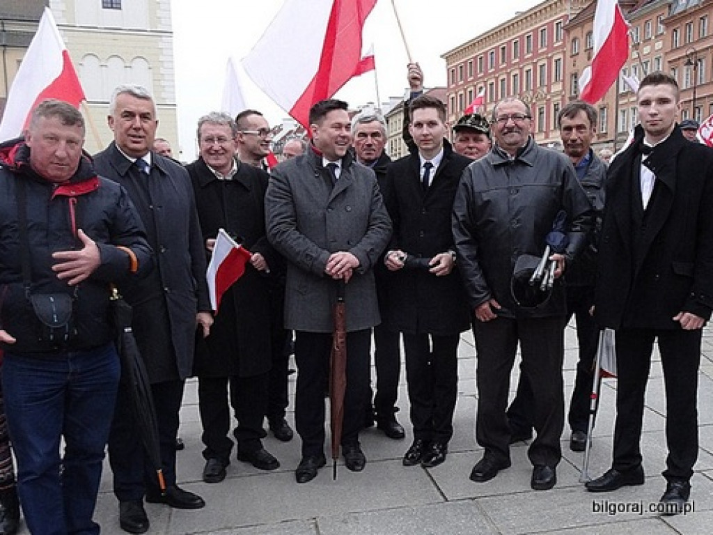 Reprezentacja biłgorajskie prawicy na 6. rocznicy katastrofy smoleńskiej w Warszawie (FOTO)