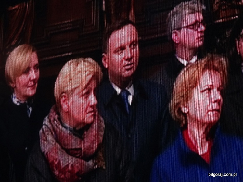 Reprezentacja biłgorajskie prawicy na 6. rocznicy katastrofy smoleńskiej w Warszawie (FOTO)