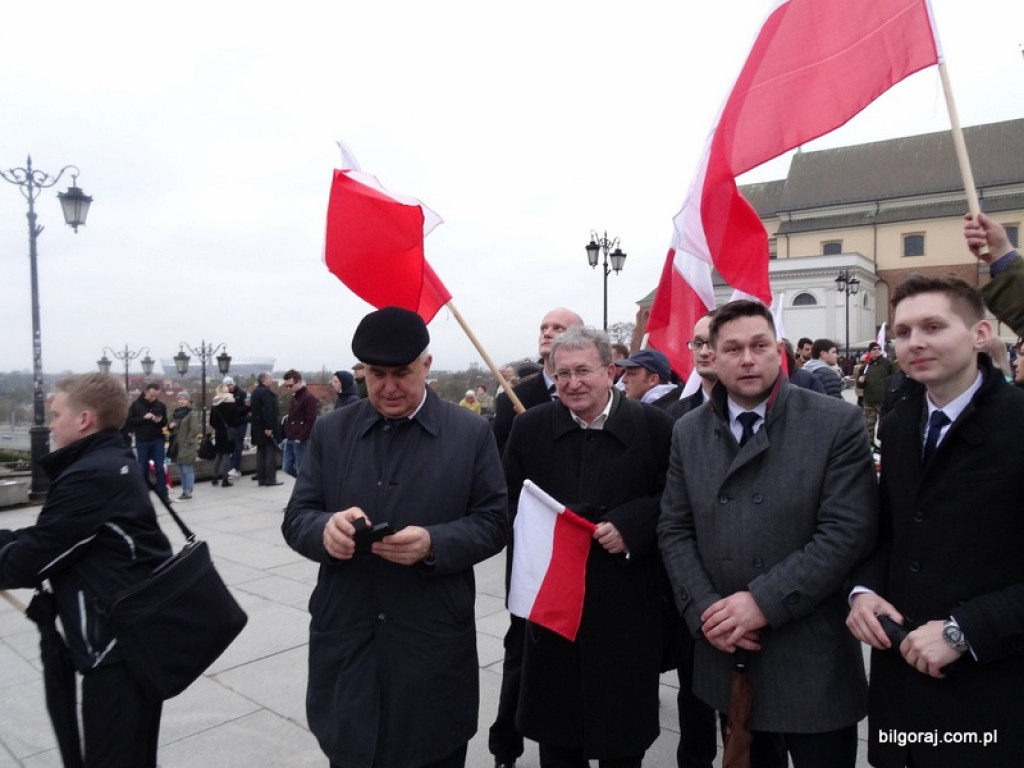 Reprezentacja biłgorajskie prawicy na 6. rocznicy katastrofy smoleńskiej w Warszawie (FOTO)