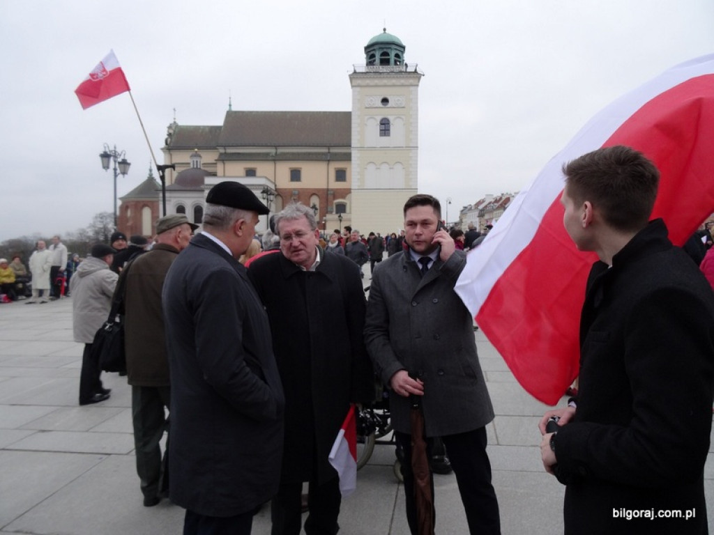 Reprezentacja biłgorajskie prawicy na 6. rocznicy katastrofy smoleńskiej w Warszawie (FOTO)